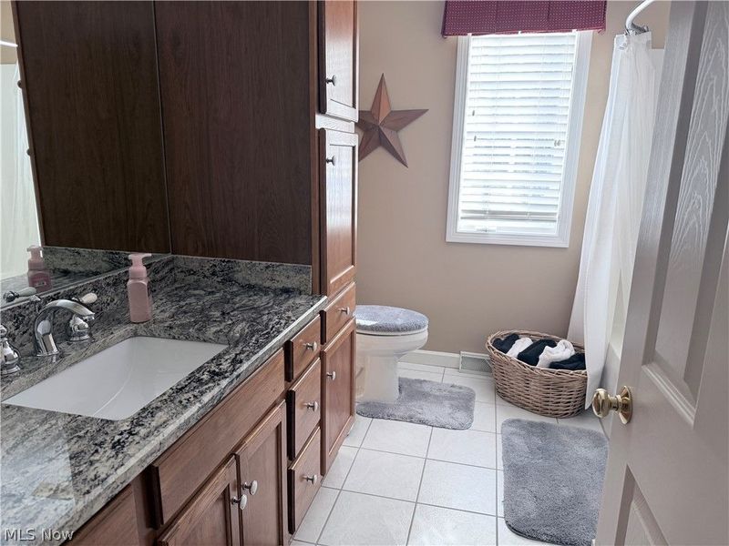 2142 Pearce Circle, Salem, OH 44460 Photo 16