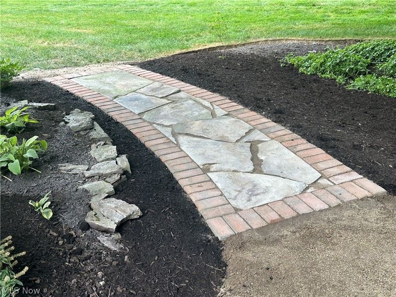 2142 Pearce Circle, Salem, OH 44460 Photo 19