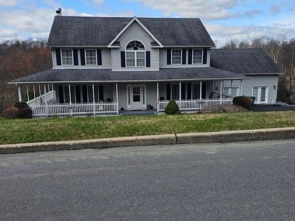 2 Melissa Lane, Washingtonville, NY 10992