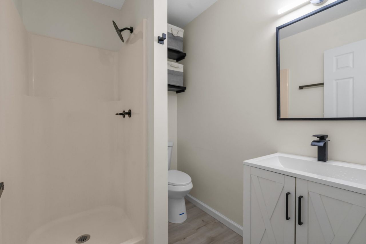 1114 Temple St.  Photo 24