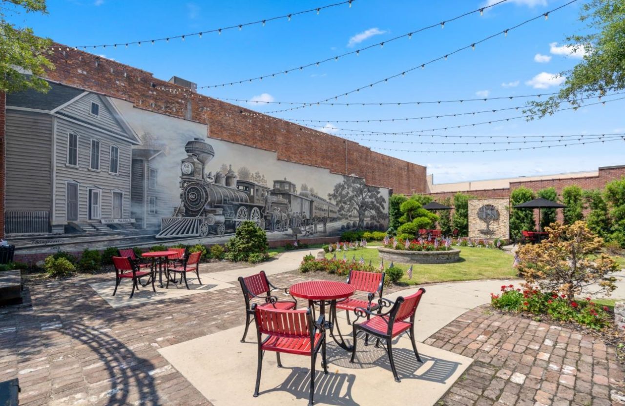 1114 Temple St.  Photo 30