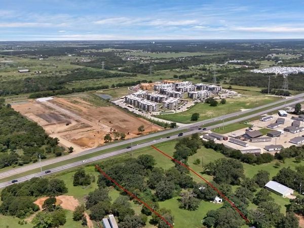 3956 N Main Street, Cleburne, TX 76058