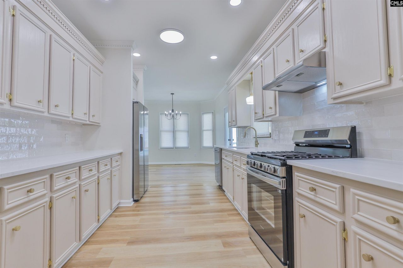 604 Moss Creek Drive Photo 24