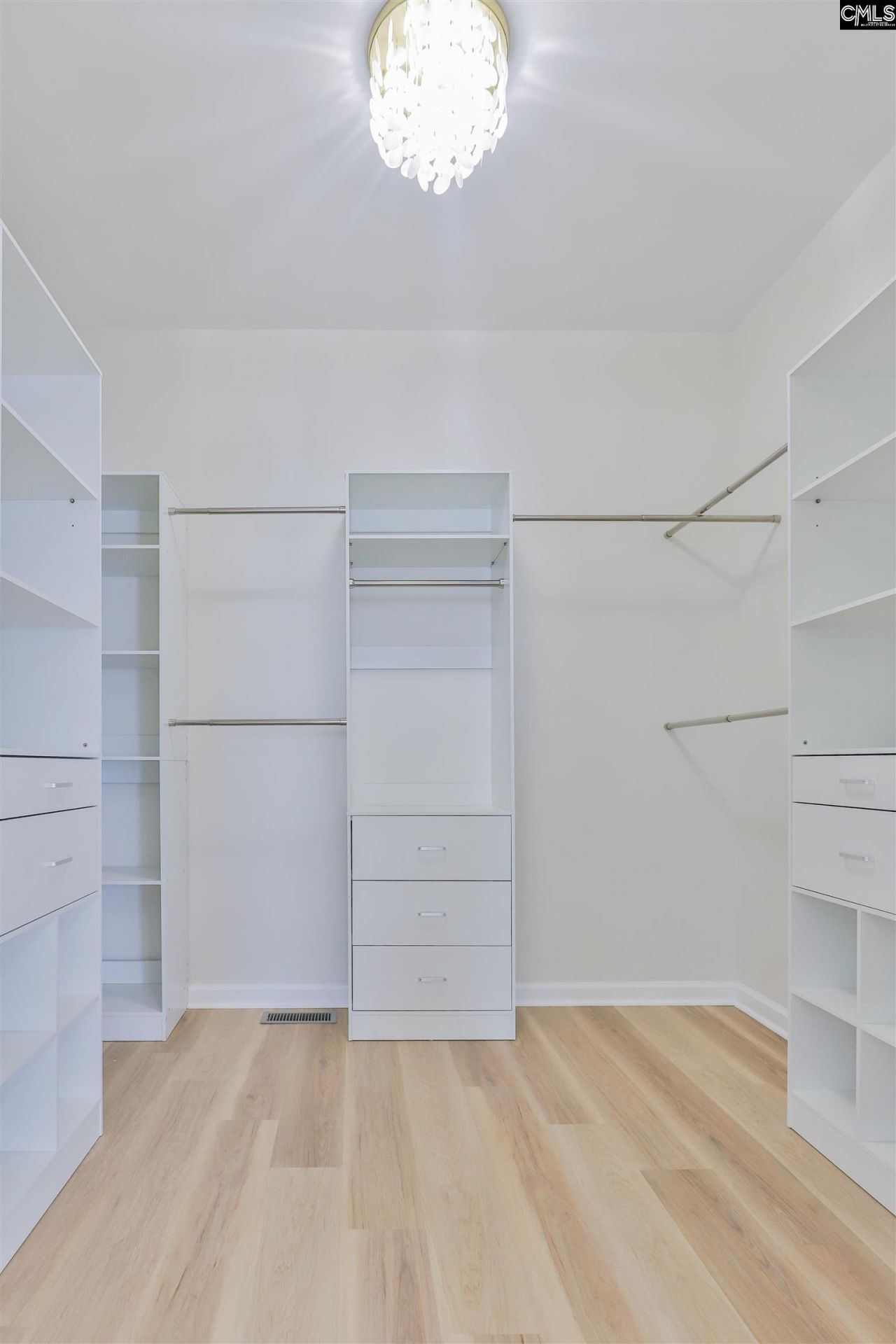 604 Moss Creek Drive Photo 31