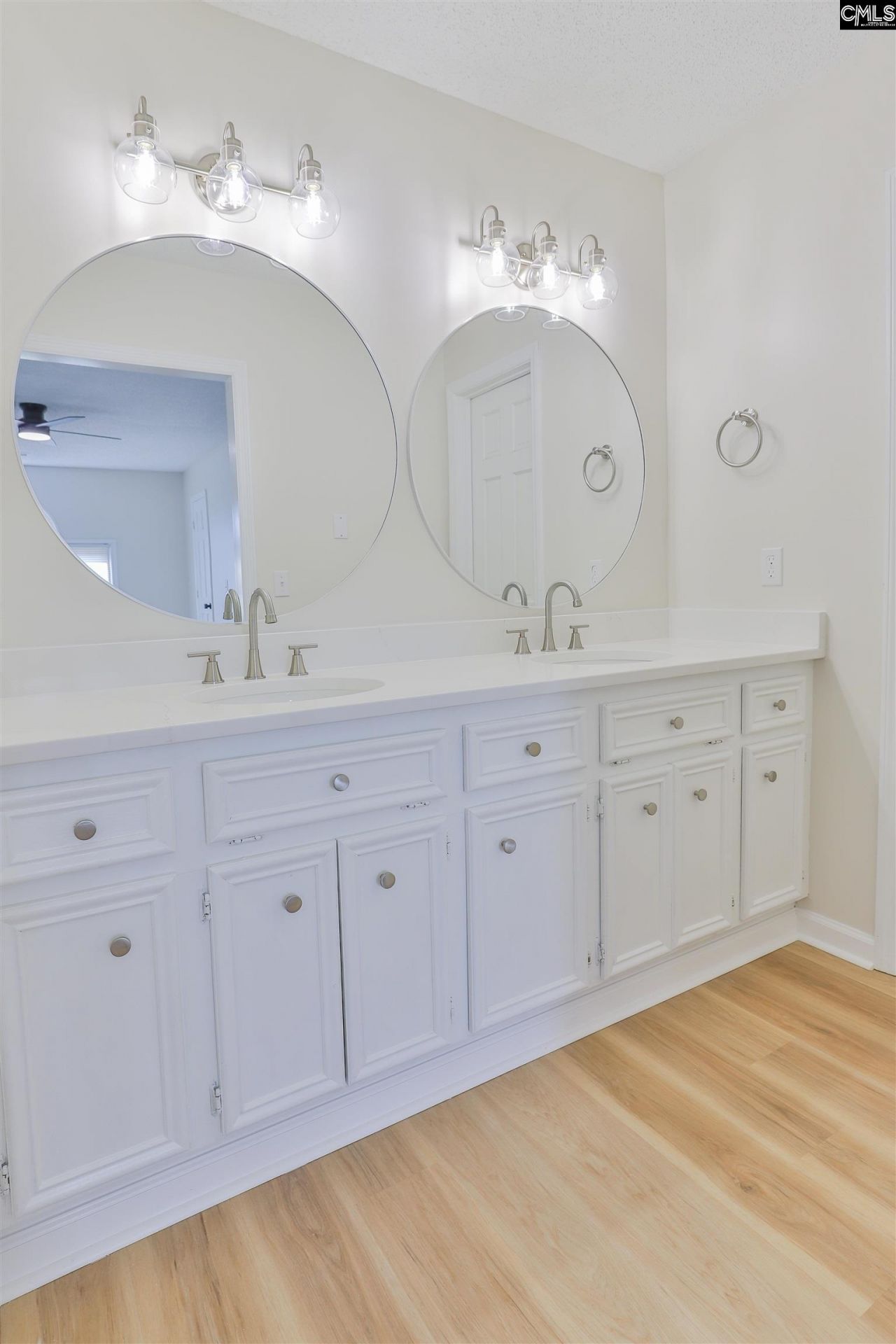 604 Moss Creek Drive Photo 44