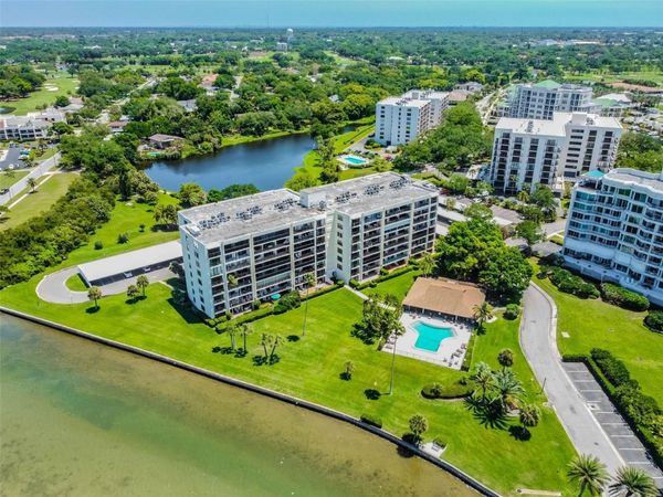 100 OAKMONT LANE, Unit 106, BELLEAIR, FL 33756