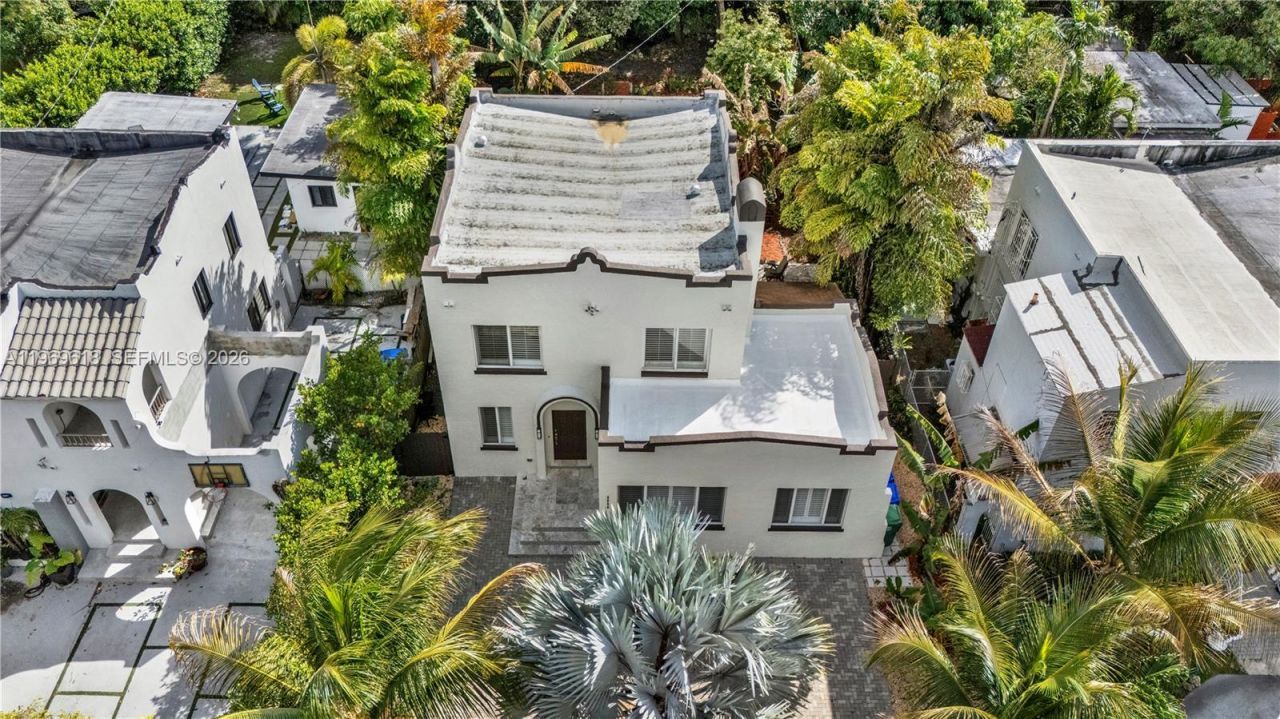 2006 SW 12th St, Miami, FL 33135 Photo