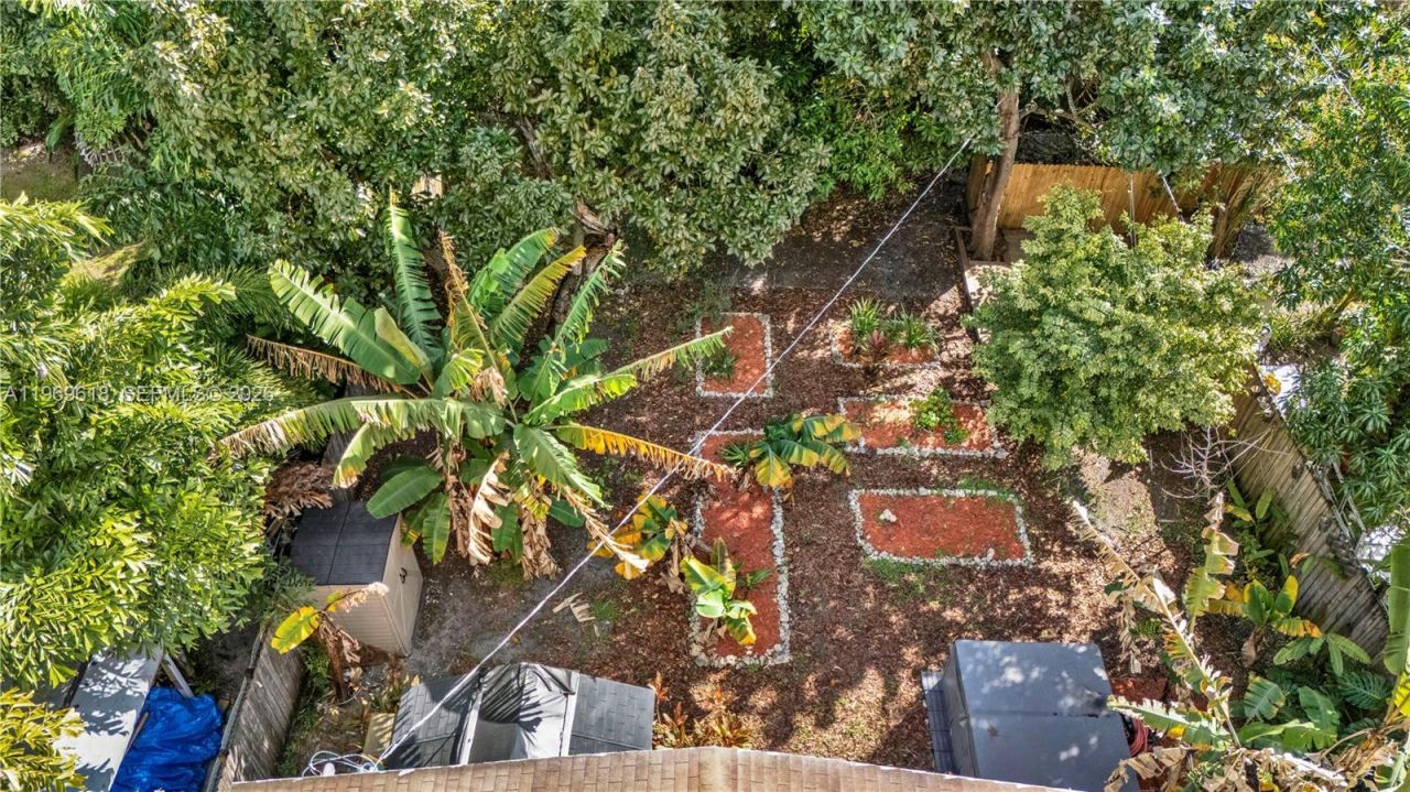 2006 SW 12th St, Miami, FL 33135 Photo