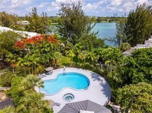 4945 SW 71 Place, Miami, FL 33155 Photo