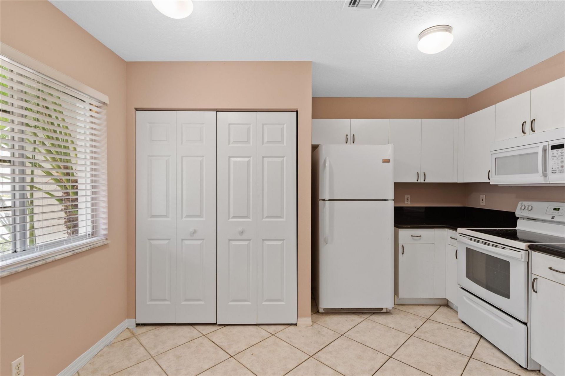 1186 SW 44th Avenue, Unit 1186, Deerfield Beach, FL 33442 Photo