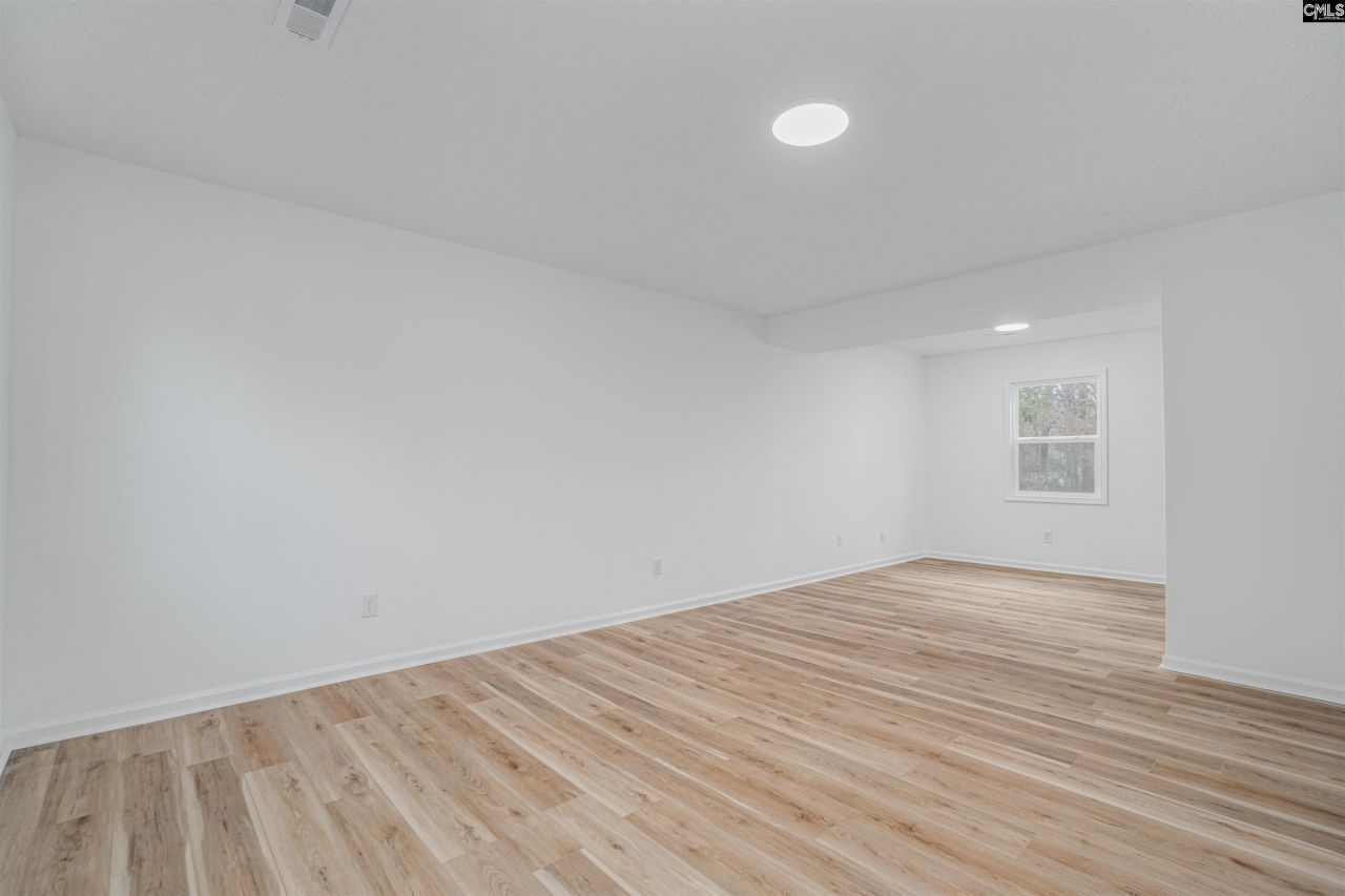 107 Stamport Circle Photo 4