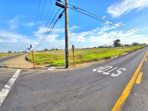 16th St, Elverta, CA 95626