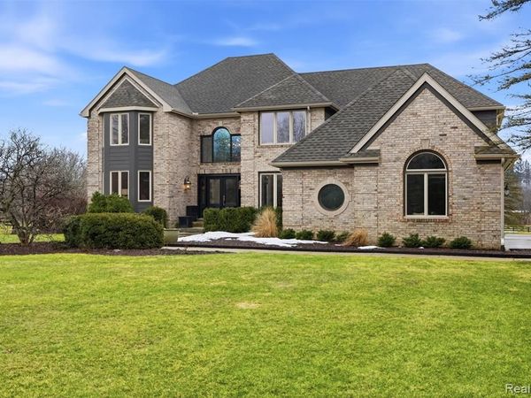 7400 Dutch Road, Goodrich Vlg, MI 48438