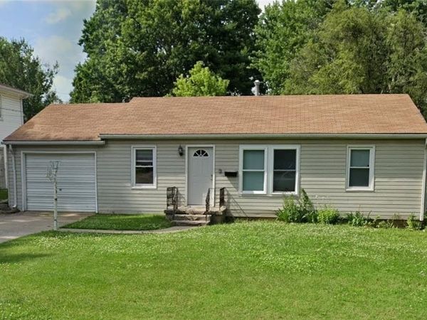 411 W North Street, Warrensburg, MO 64093