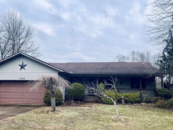 3762 Apple Valley Drive, Howard, OH 43028