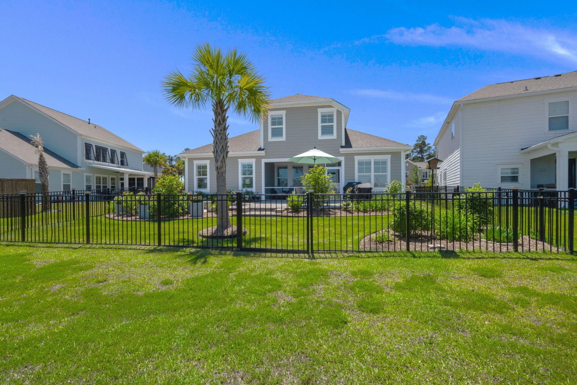 649 Chigwell Springs Lane Photo 15