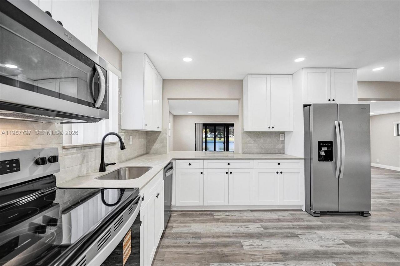 2241 NW 172nd Ter, Miami Gardens, FL 33056 Photo