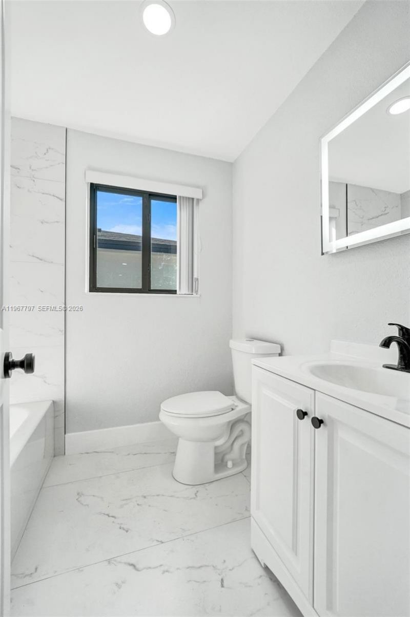 2241 NW 172nd Ter, Miami Gardens, FL 33056 Photo