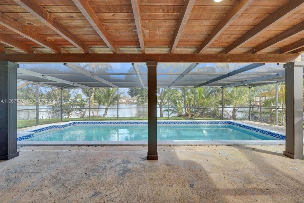 2241 NW 172nd Ter, Miami Gardens, FL 33056 Photo