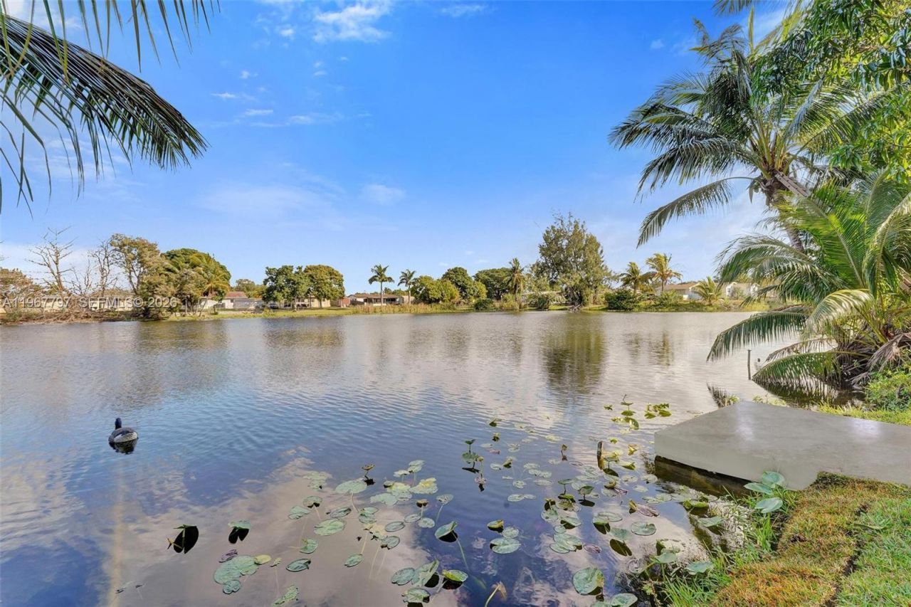 2241 NW 172nd Ter, Miami Gardens, FL 33056 Photo