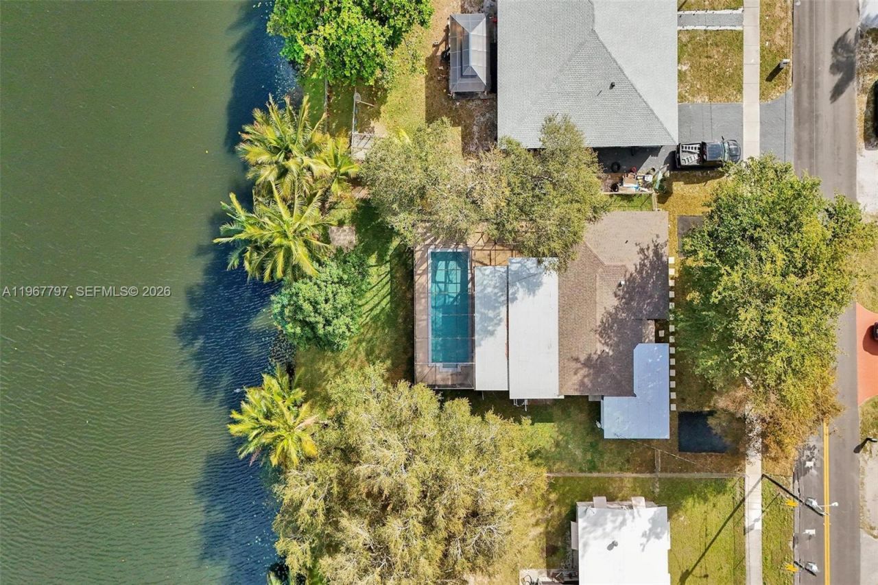 2241 NW 172nd Ter, Miami Gardens, FL 33056 Photo