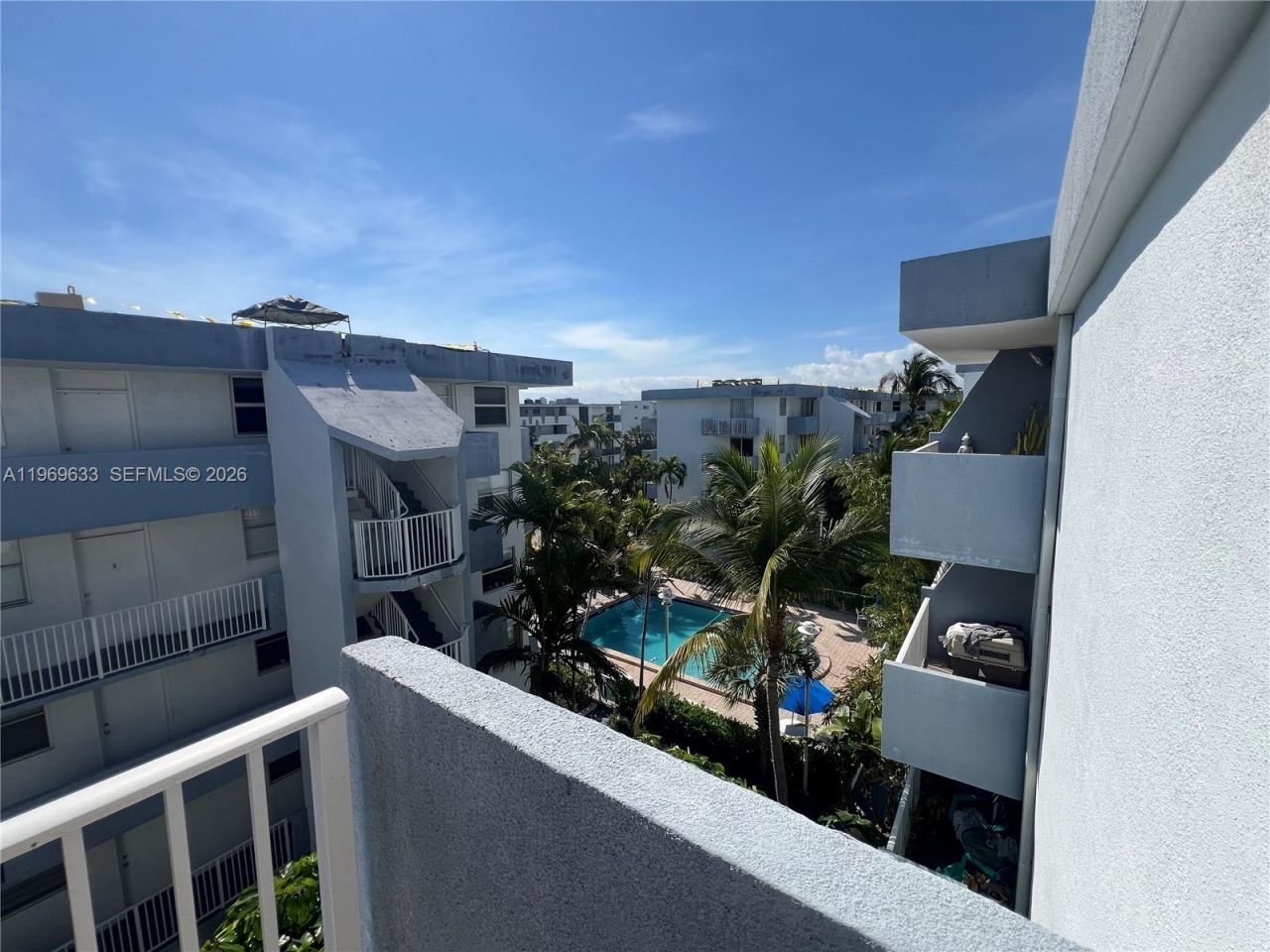 1801 S Treasure Dr, Unit 504, North Bay Village, FL 33141 Photo