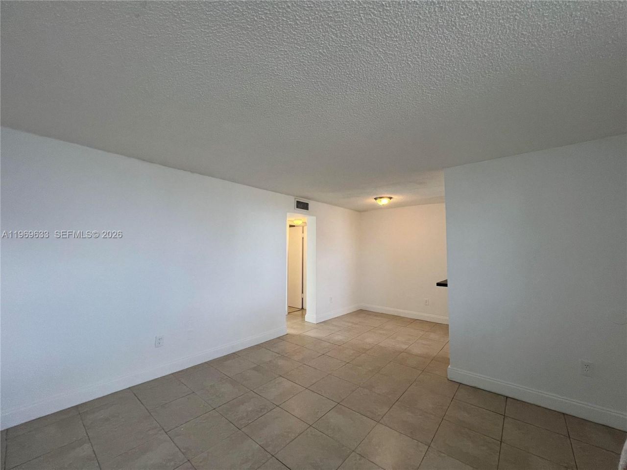 1801 S Treasure Dr, Unit 504, North Bay Village, FL 33141 Photo