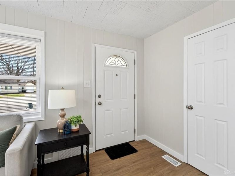 715 Kirk Lynne Street, Dayton, OH 45403 Photo 6