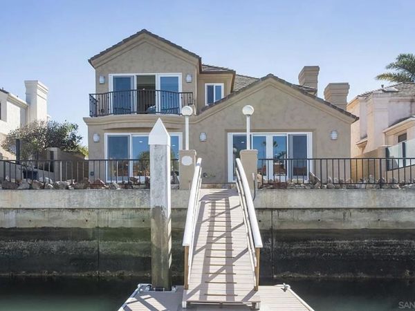 48 Spinnaker Way, Coronado, CA 92118