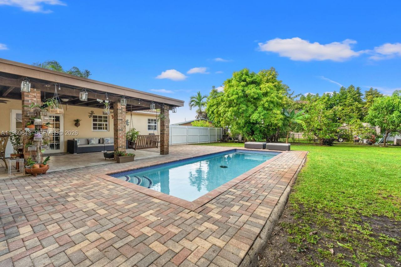 3605 SW 122nd Pl, Unit 1, Miami, FL 33175 Photo