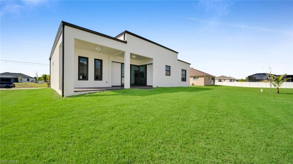 113 SW 37th Ave, Cape Coral, FL 33991 Photo