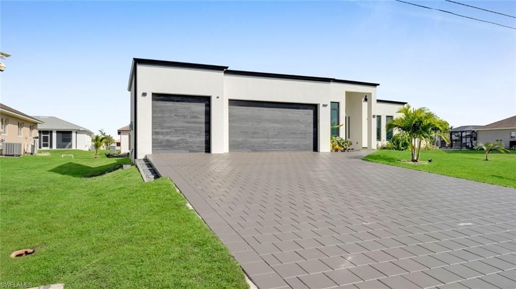 113 SW 37th Ave, Cape Coral, FL 33991 Photo