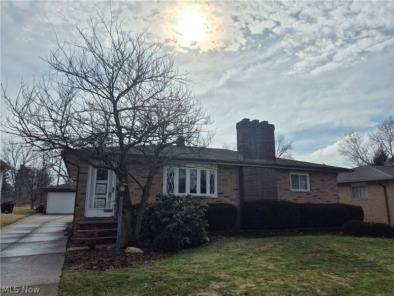 11607 Stormes Drive, Parma, OH 44130 Photo 2