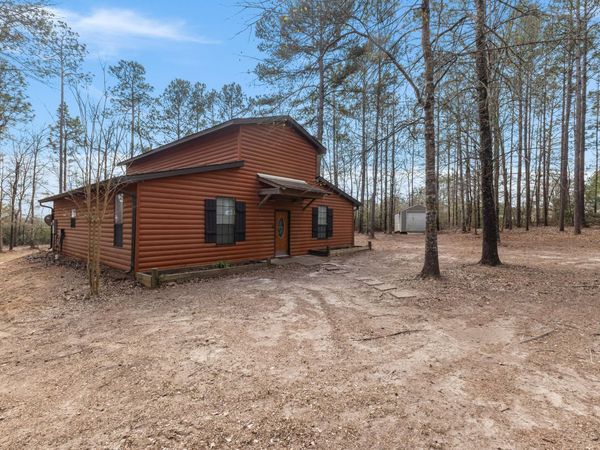 1414 Browns Bridge Rd., Hattiesburg, MS 39401