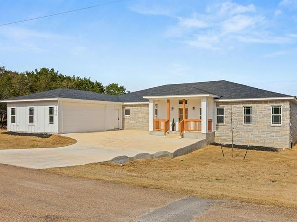 15920 Salado Drive , Temple, TX 76502