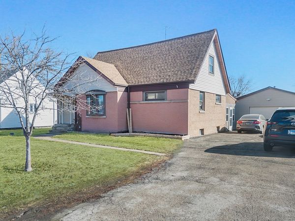 809 N Wolf Road, Melrose Park, IL 60164