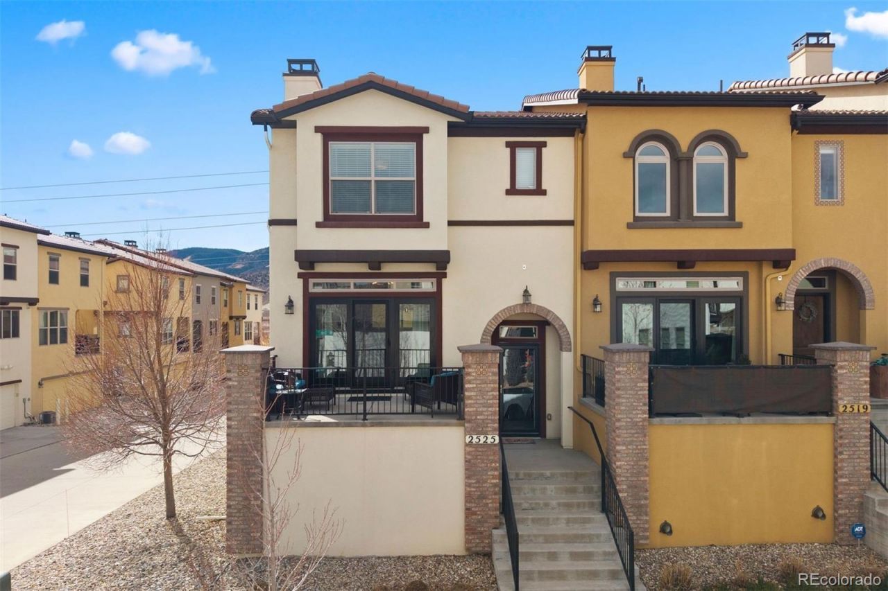 2525 S Orion Street, Lakewood, CO 80228 Main Photo