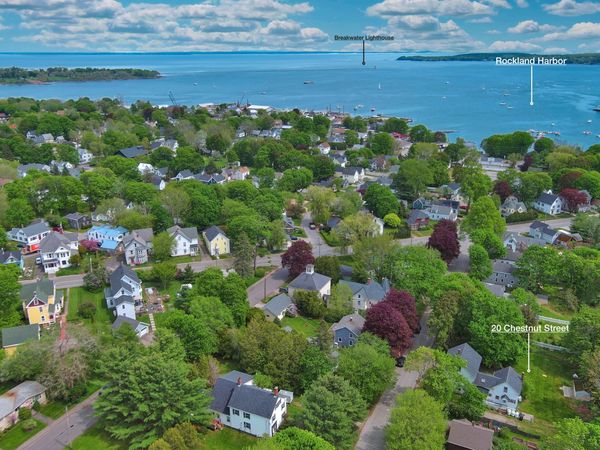 20 Chestnut Street, Rockland, ME 04841