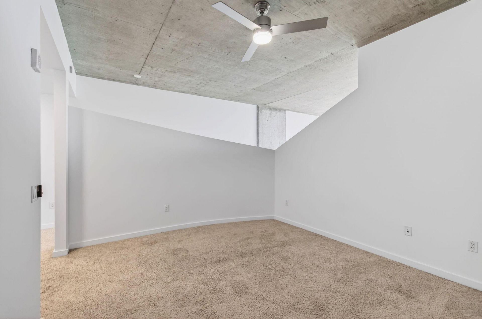 300 S Australian Avenue, Unit 308, West Palm Beach, FL 33401 Photo