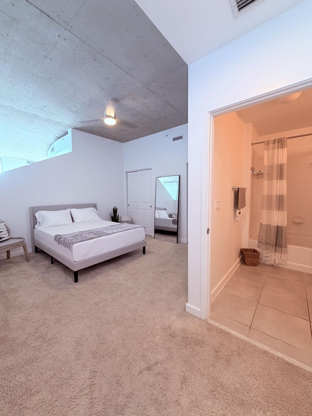 300 S Australian Avenue, Unit 308, West Palm Beach, FL 33401 Photo