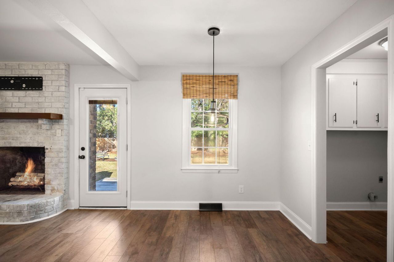 103 Carrington Lane Photo 12