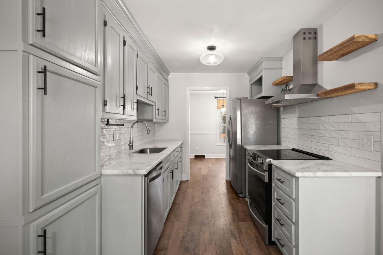 103 Carrington Lane Photo 14