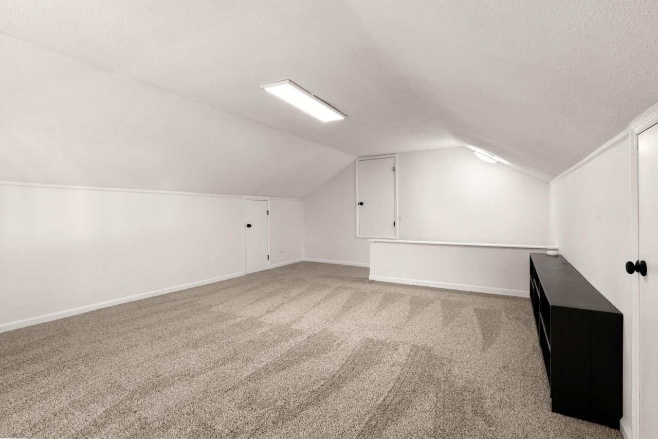 103 Carrington Lane Photo 22