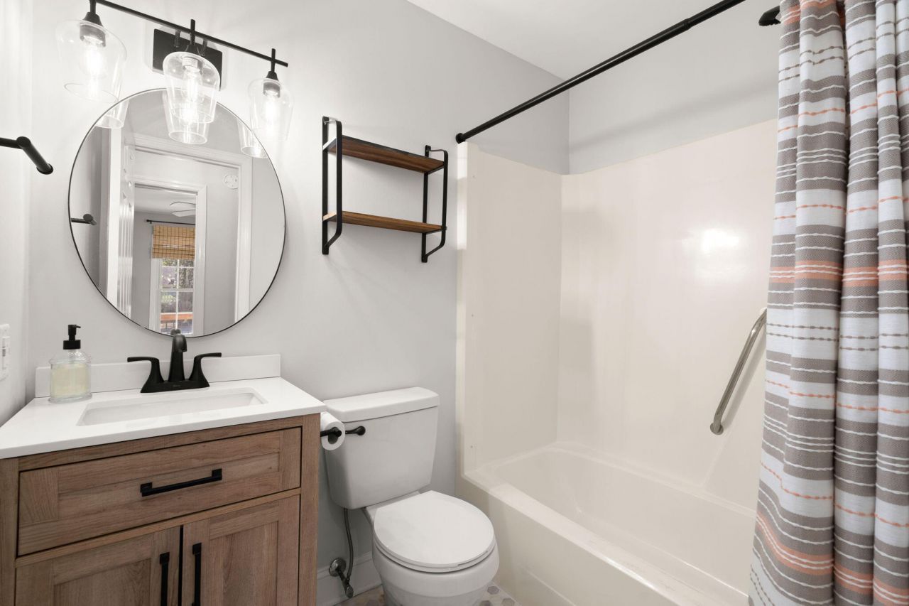 103 Carrington Lane Photo 24