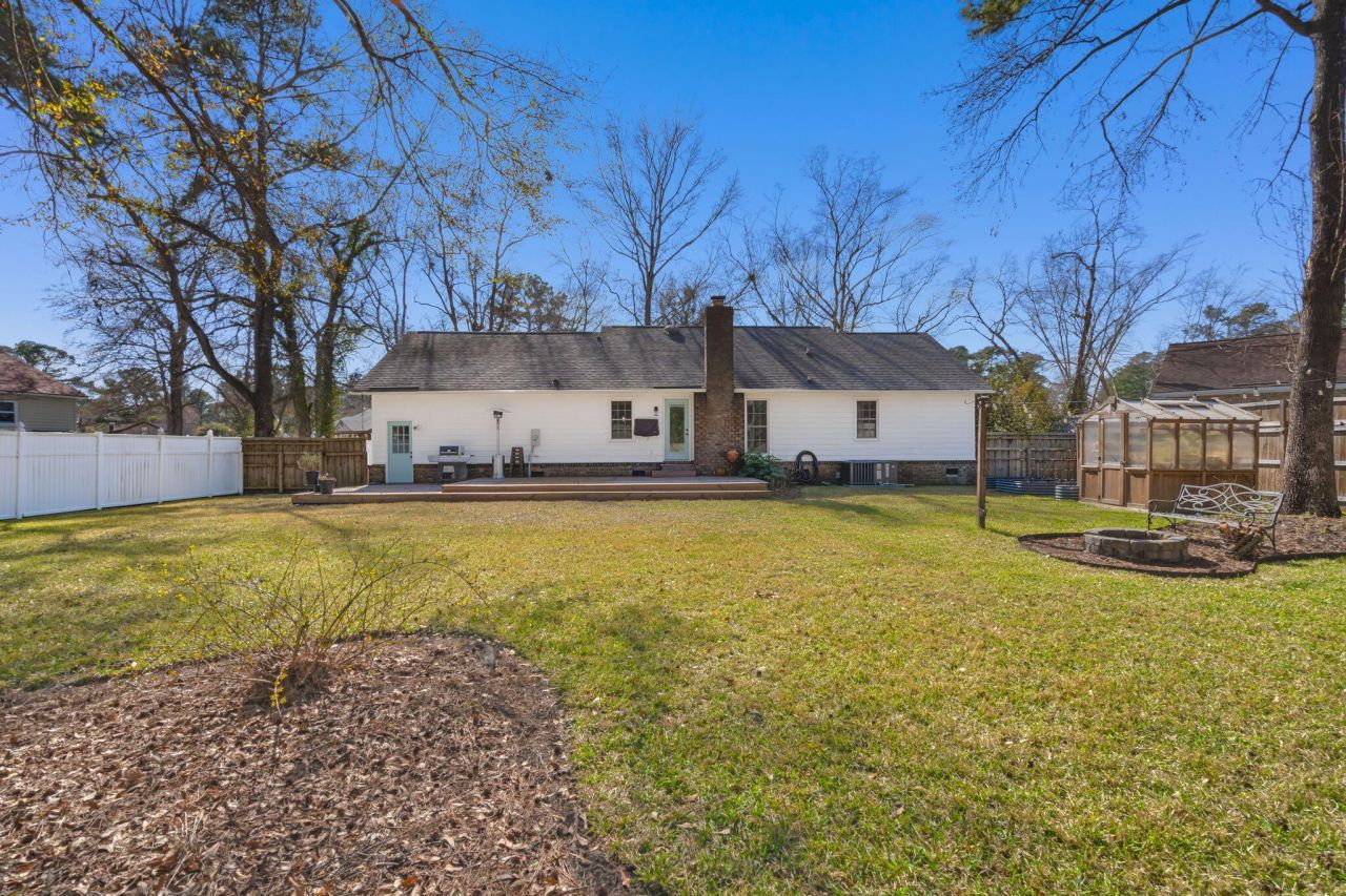 103 Carrington Lane Photo 31