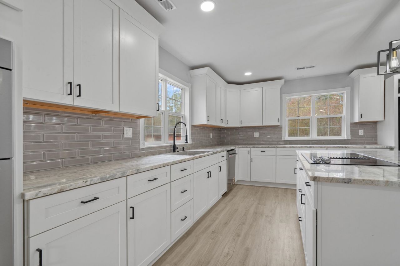 2730 Cultra Rd. Photo 16