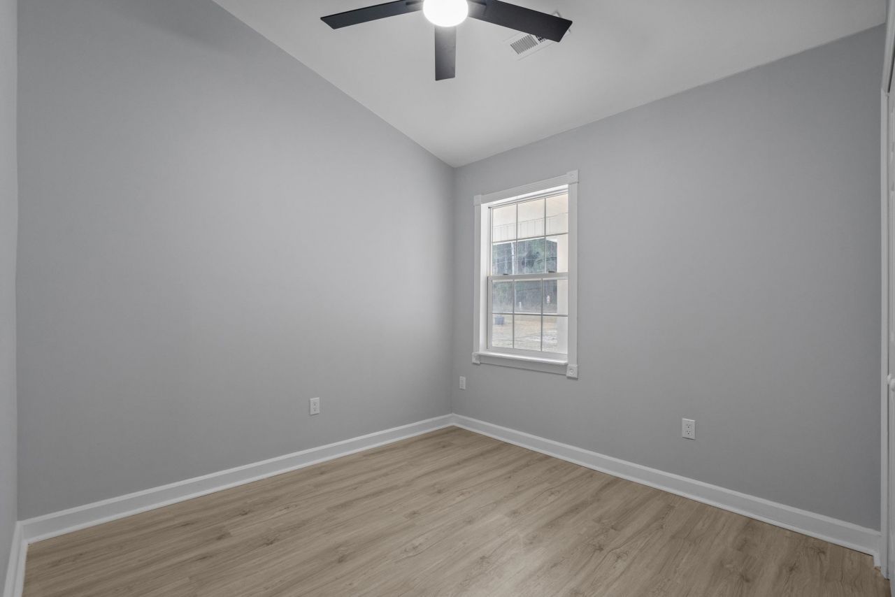 2730 Cultra Rd. Photo 31