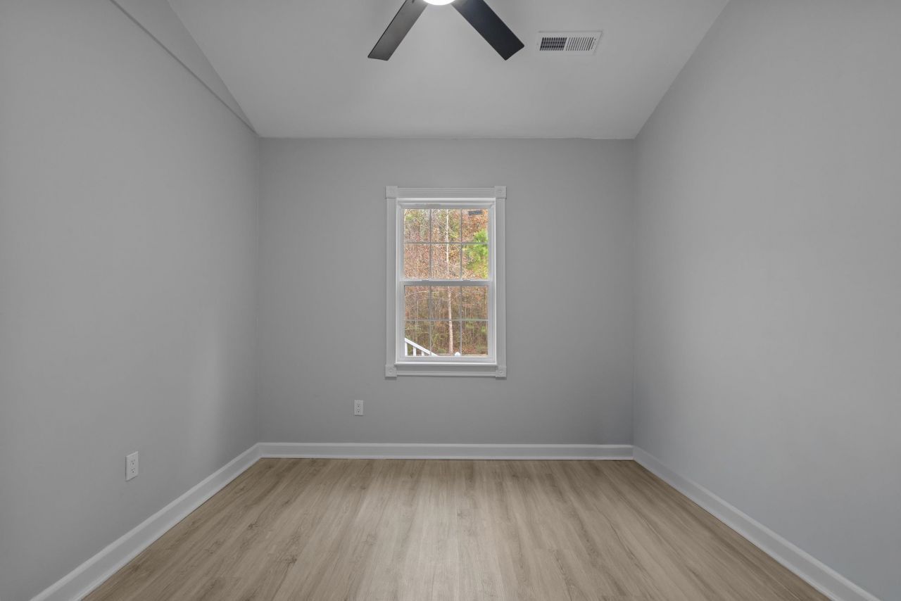 2730 Cultra Rd. Photo 32