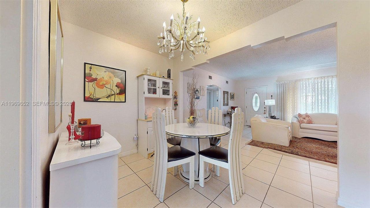 1611 SW 21st St, Miami, FL 33145 Photo