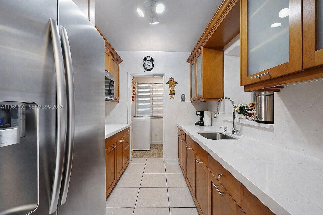 1611 SW 21st St, Miami, FL 33145 Photo